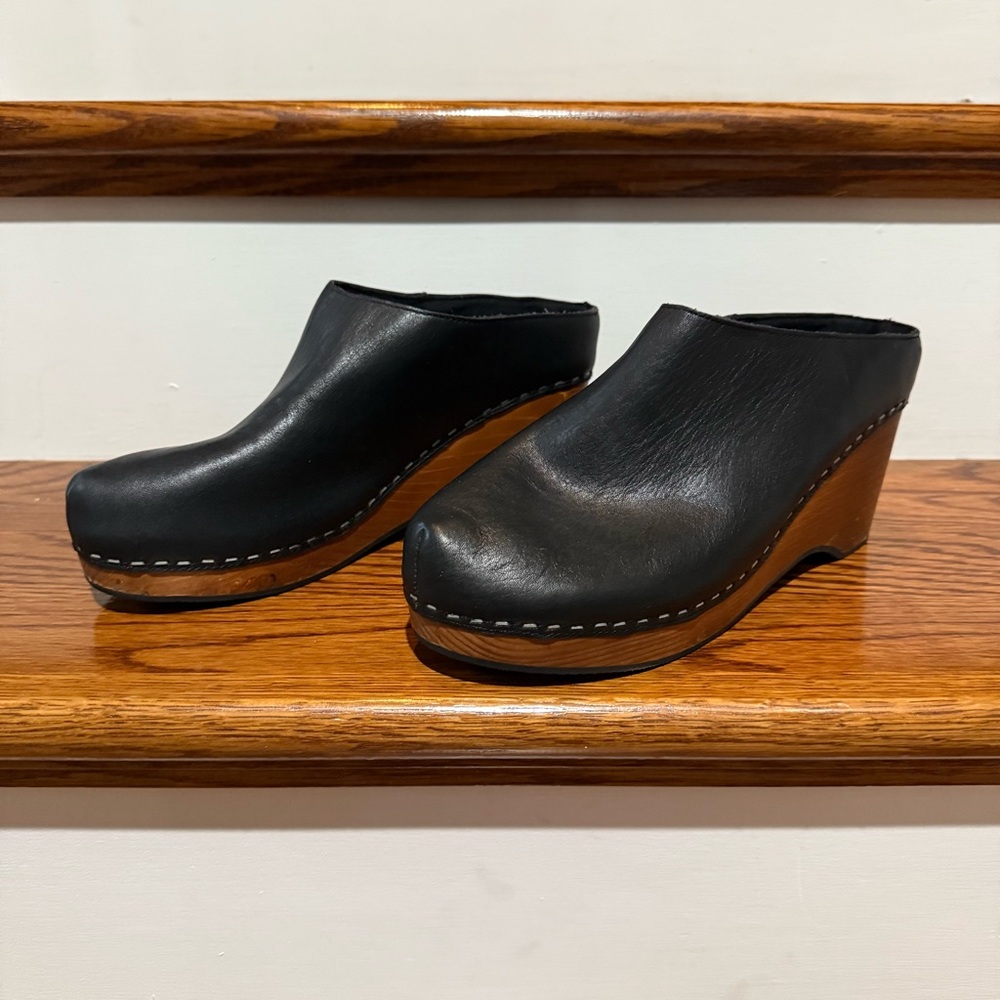 Kelsi Dagger Brooklyn Joval Black Leather Mules
